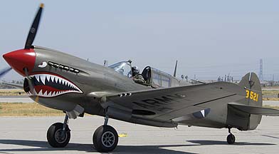 Curtiss P-40E Warhawk NX940AK